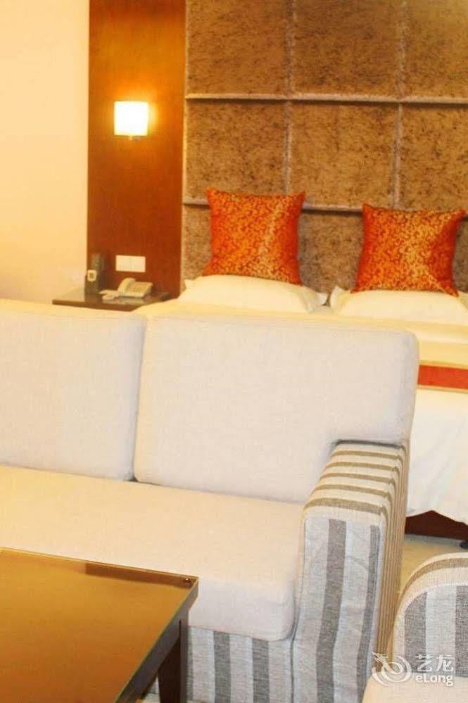 Chengdu Ronghome Hotel Eksteriør bilde